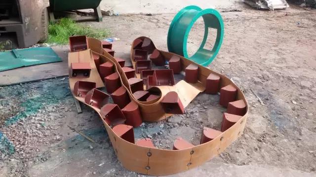 斗式提升機(jī)皮帶料斗 斗式提升機(jī)皮帶料斗