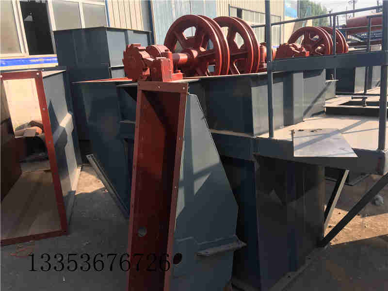 TH型斗式提升機(jī)產(chǎn)品特點-斗式提升機(jī)料斗配件有兩種型式