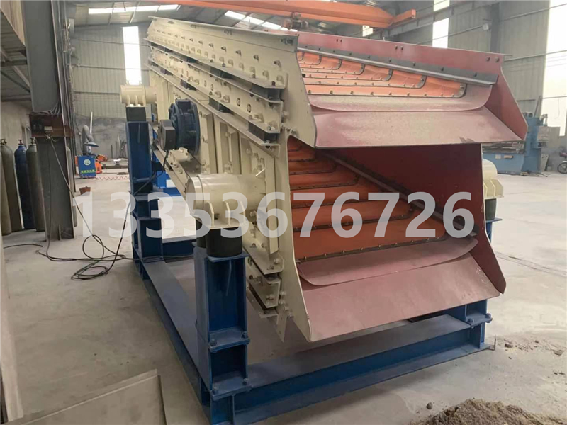 新型微粉弛張沸騰篩作為石英砂篩分設(shè)備篩分精度怎么樣？1